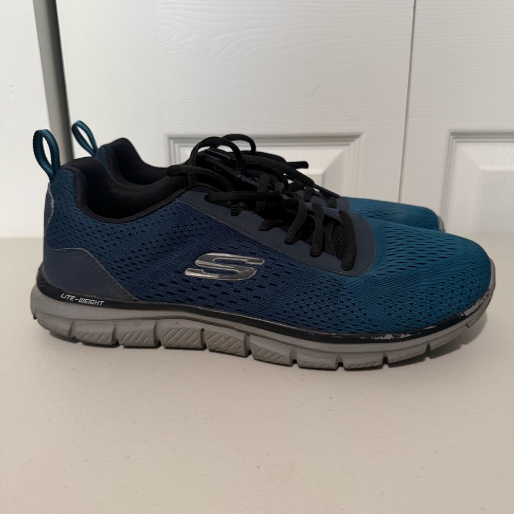Skechers Sport Shoes Men's Memory Foam Navy Mesh Comfort Athletic 232399 Sz 10.5